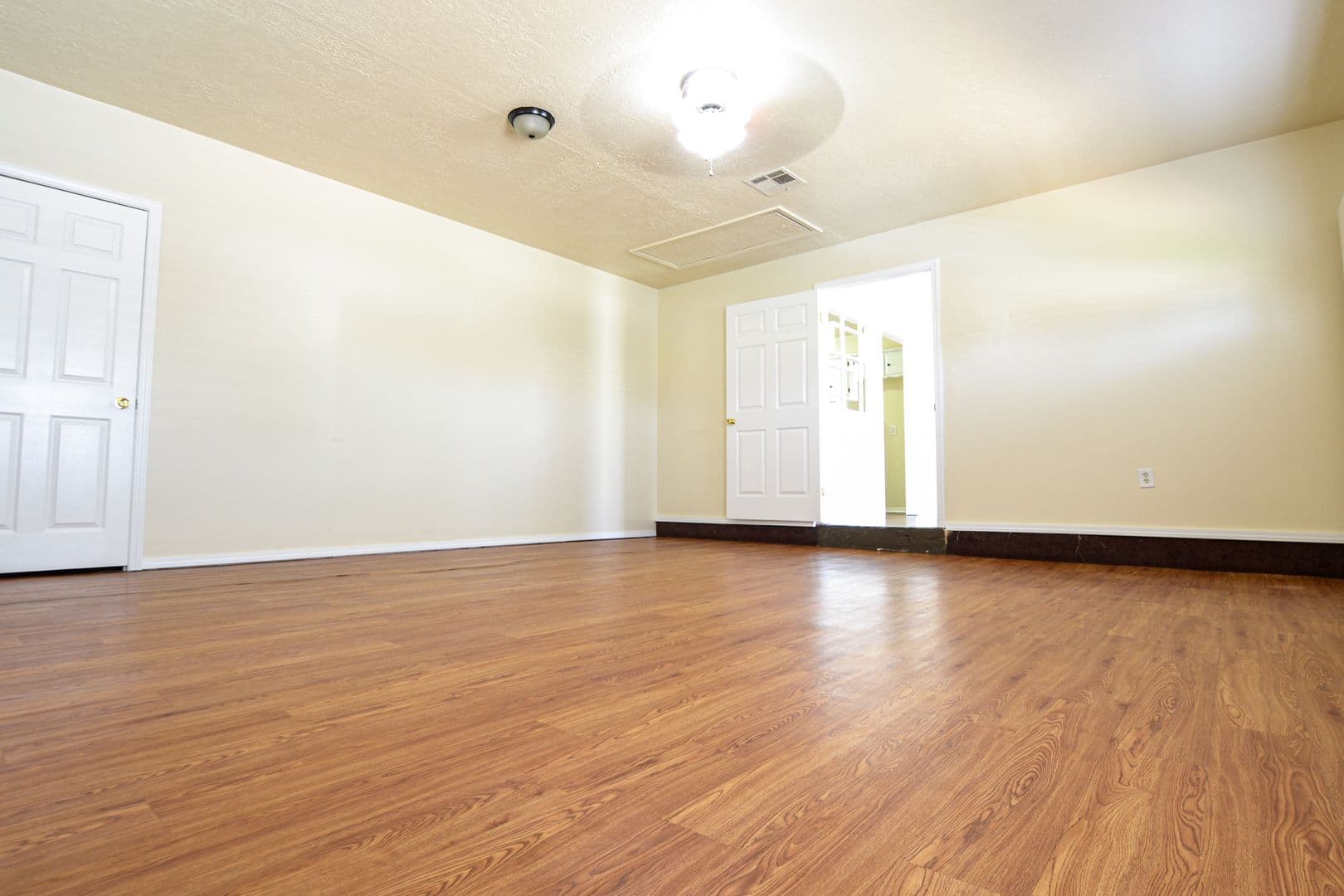 Oklahoma City House: 3137 SW 65th Pl