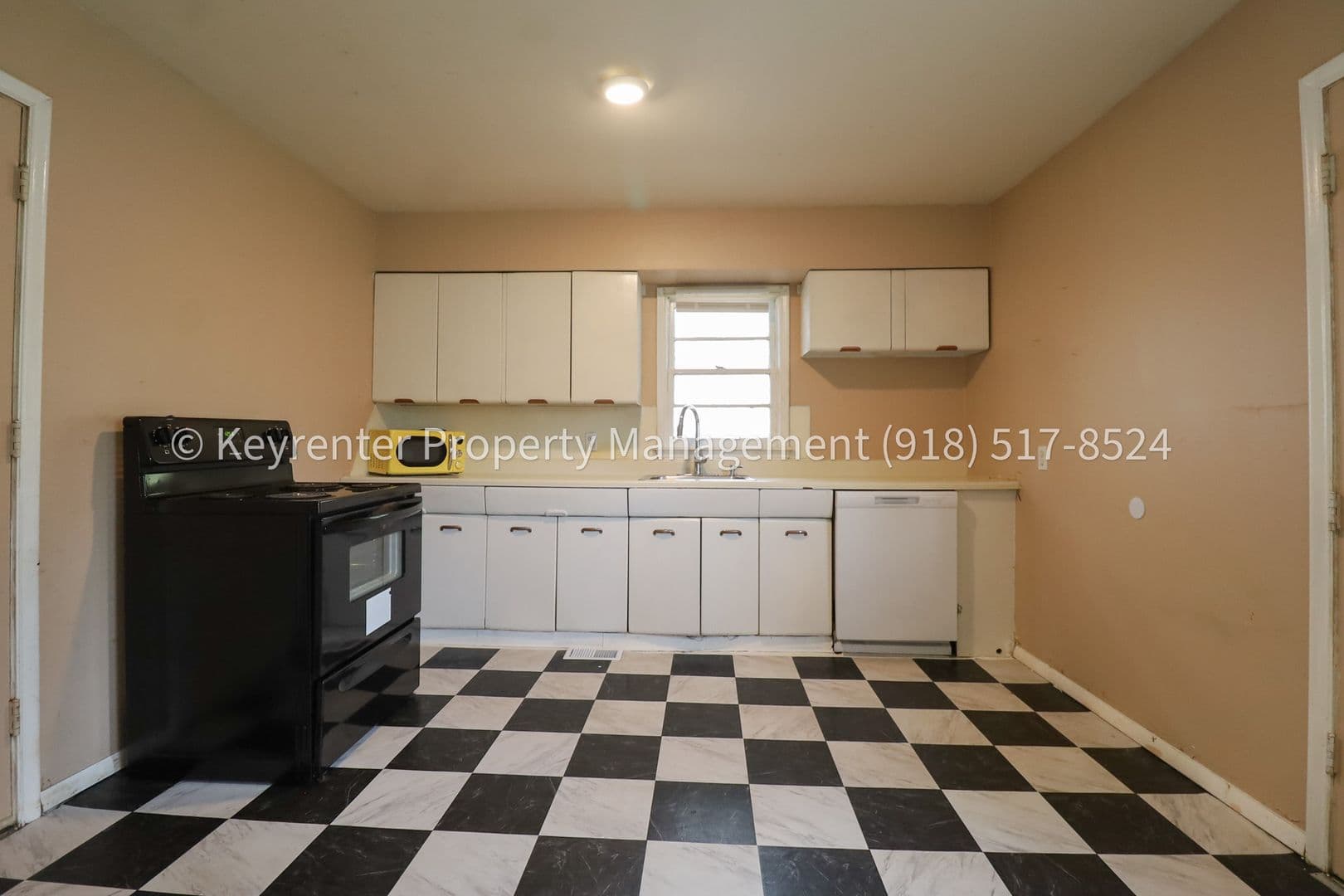 Tulsa House: 2829 E 1st Pl