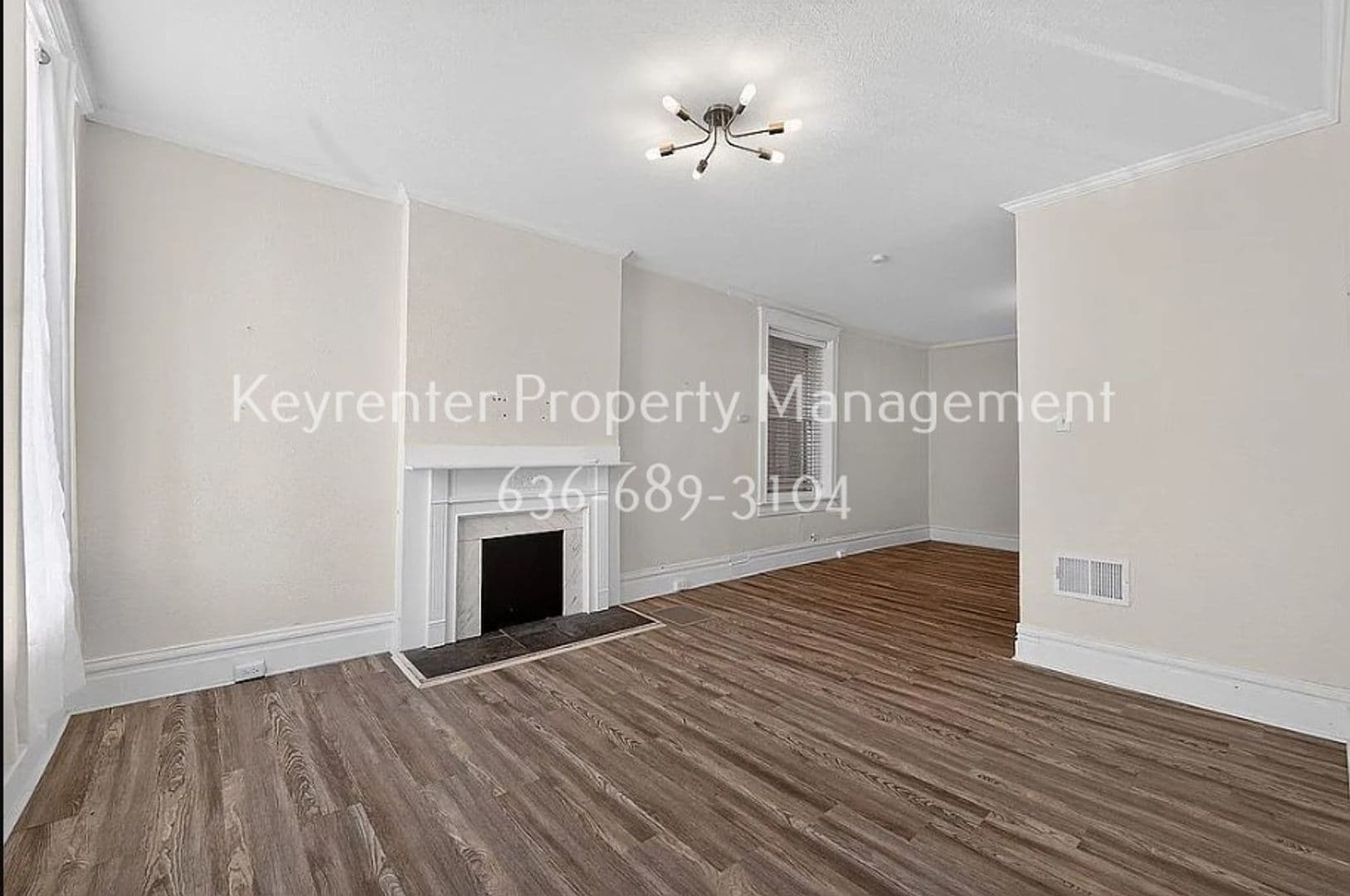 Saint Louis House: 2918 Sidney St