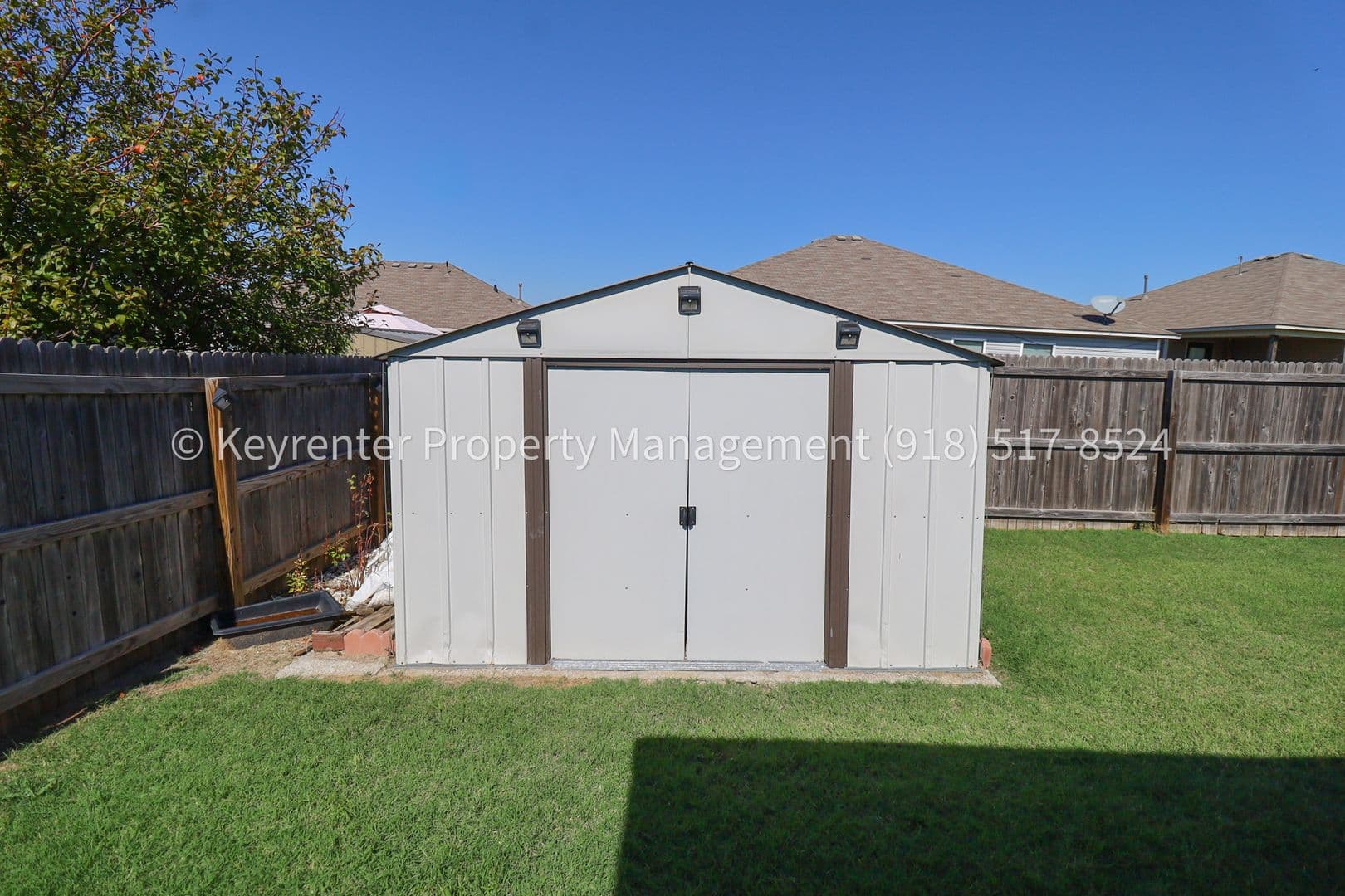 Bixby House: 6057 E 147th St S