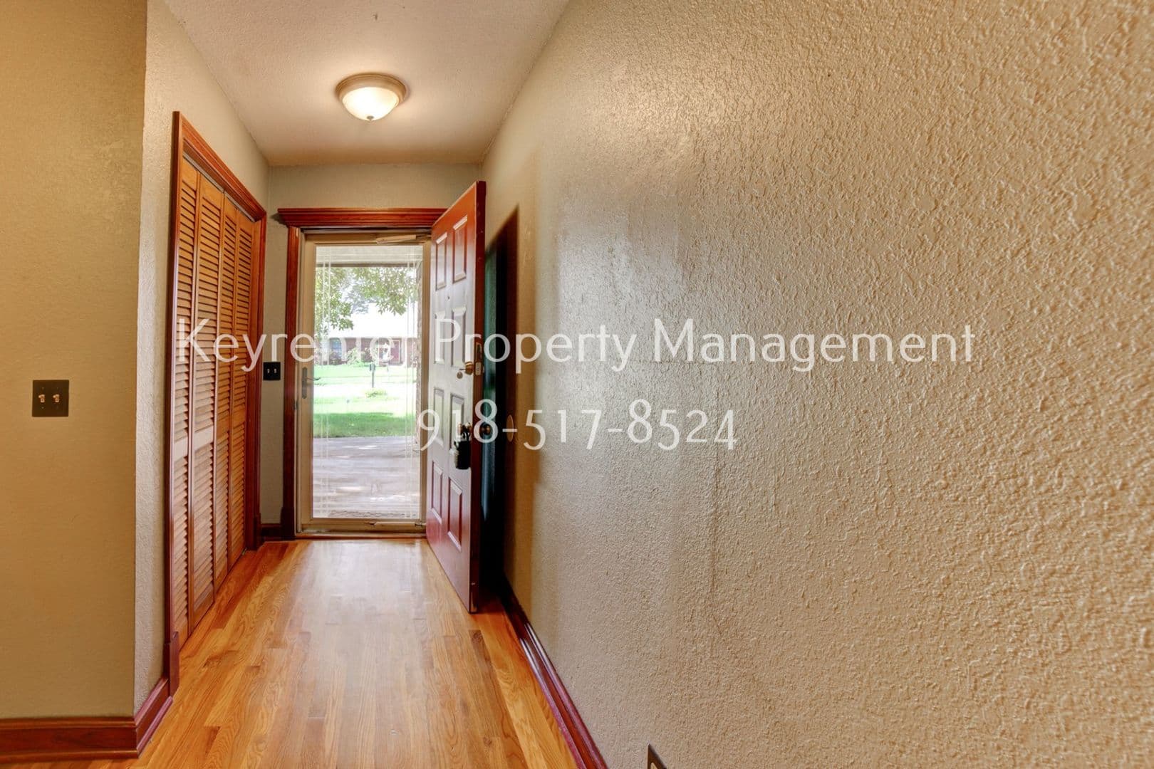 Broken Arrow House: 2505 E Princeton St