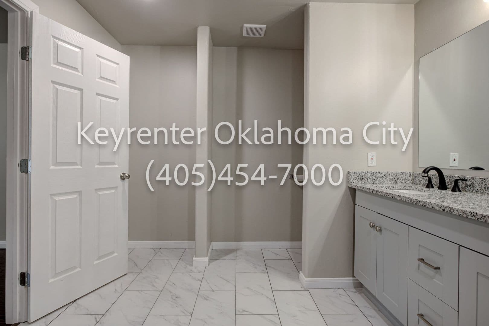 Oklahoma City House: 715 SE 18th St