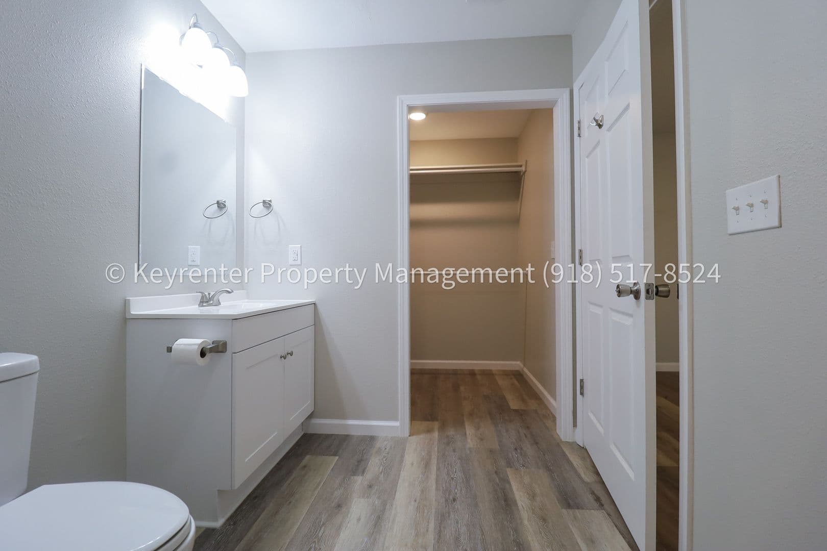Tulsa Apartment: 4124 W 56th Pl