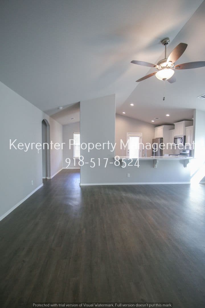 Sand Springs House: 5309 S Nassau Ave