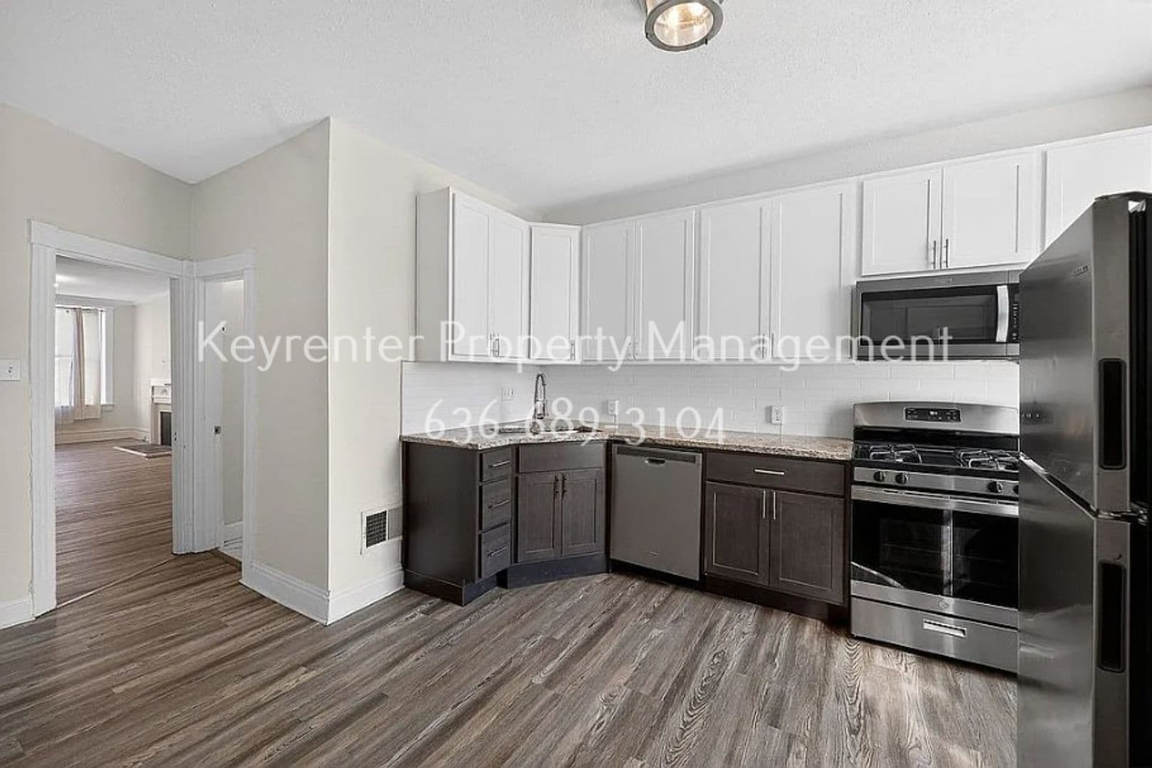 Saint Louis House: 2918 Sidney St