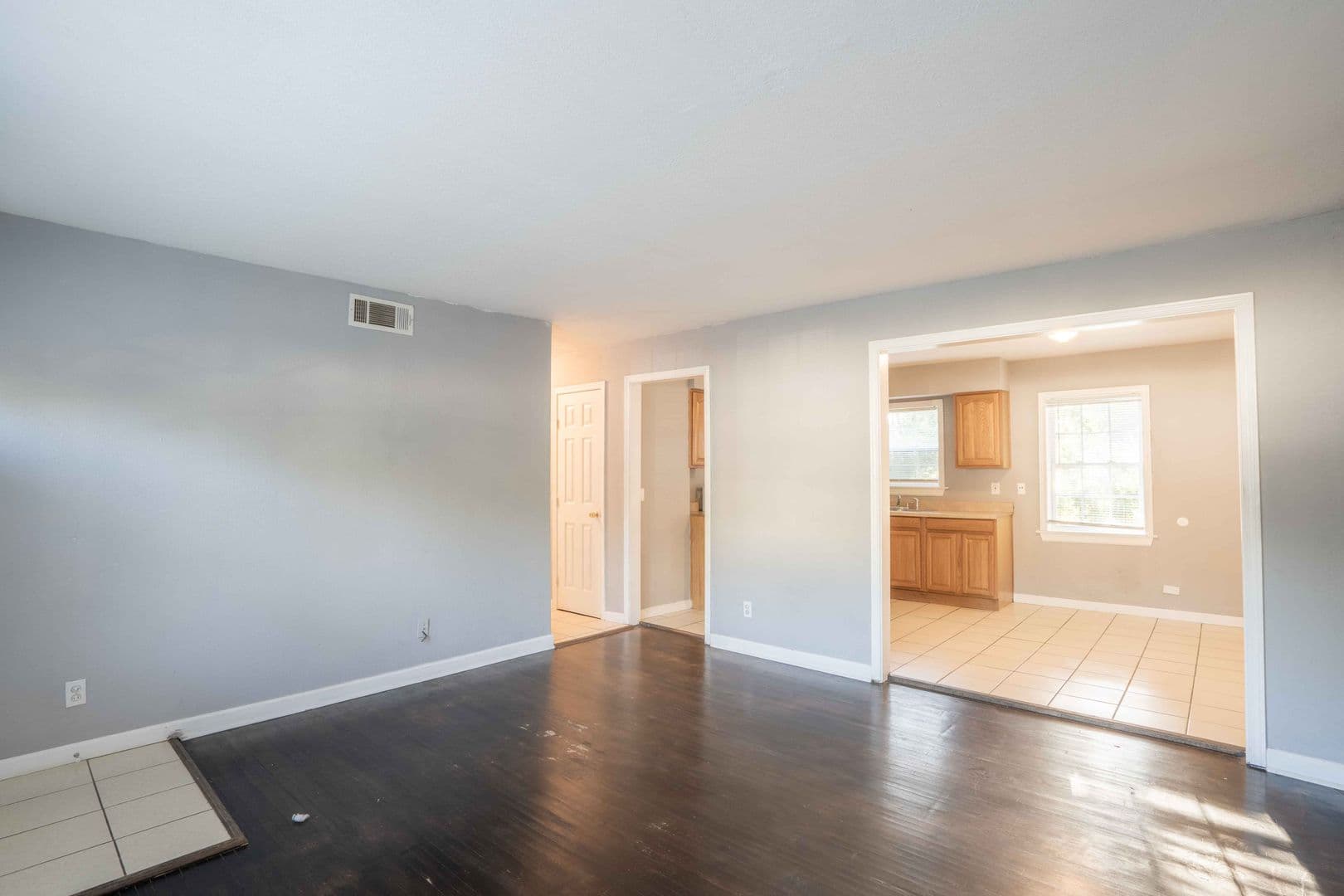 Tulsa House: 4652 N Main St