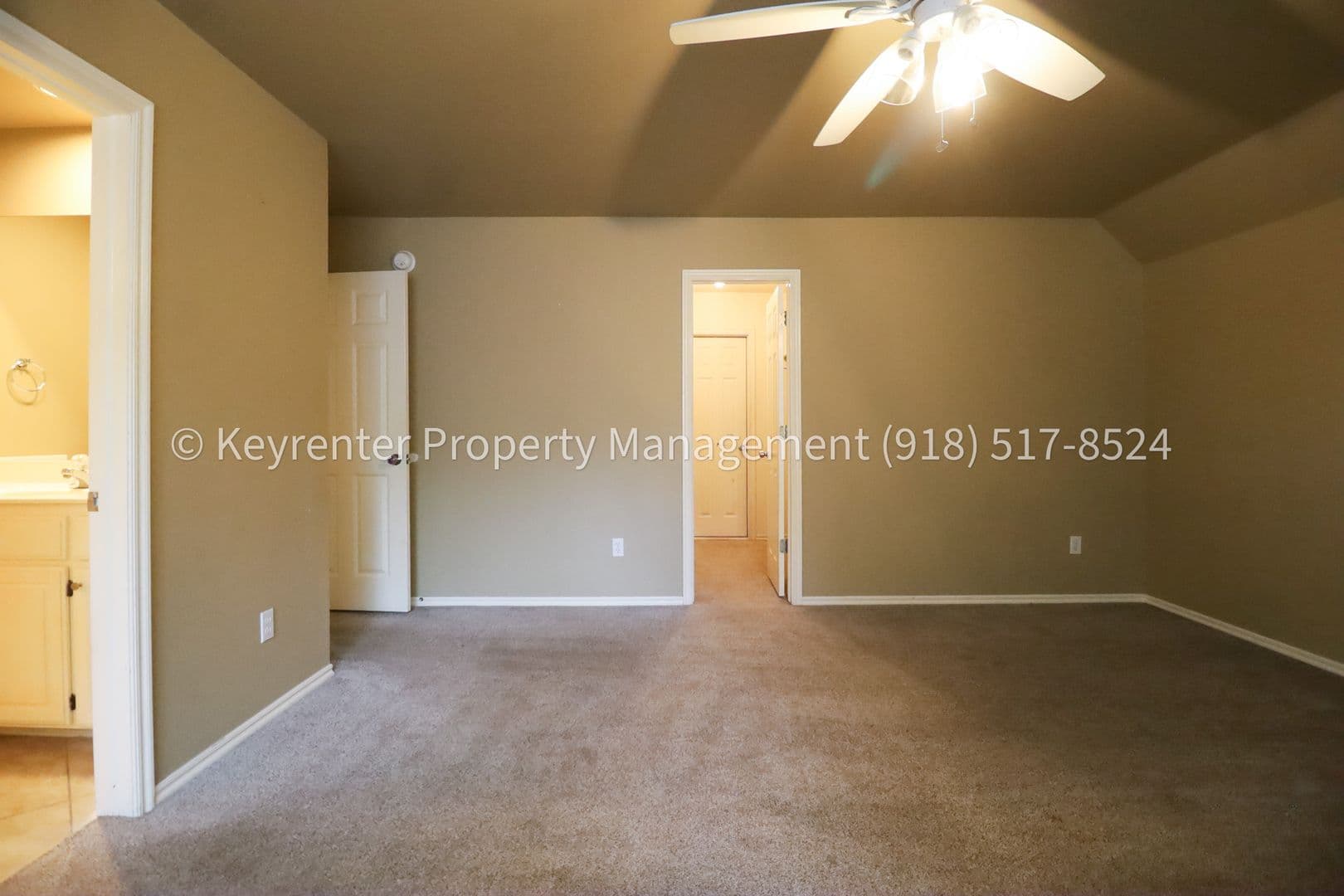Tulsa House: 8703 E 95th Pl