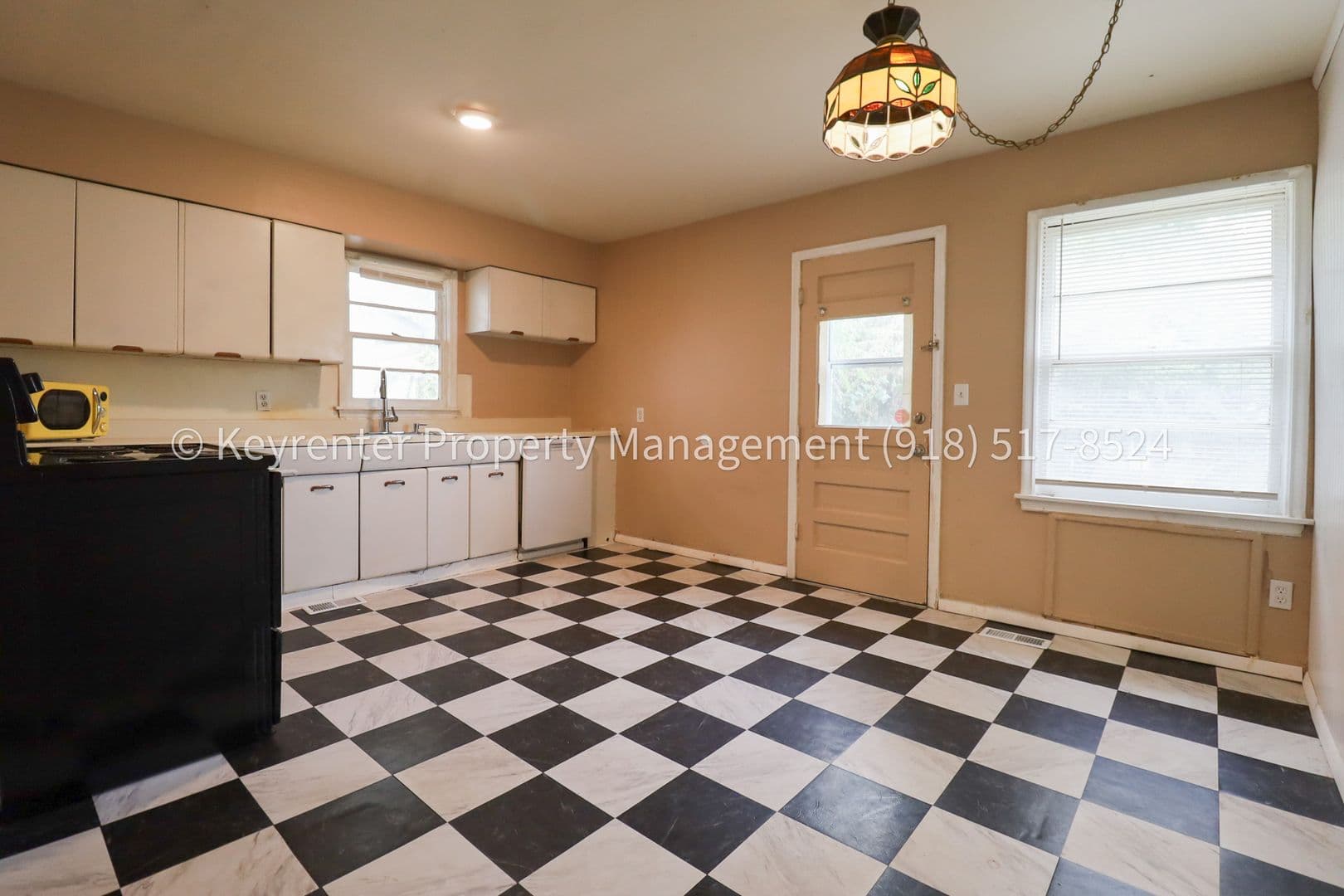 Tulsa House: 2829 E 1st Pl