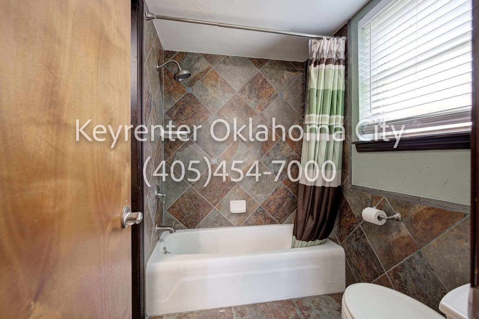 Oklahoma City House: 10912 N Blackwelder Ave