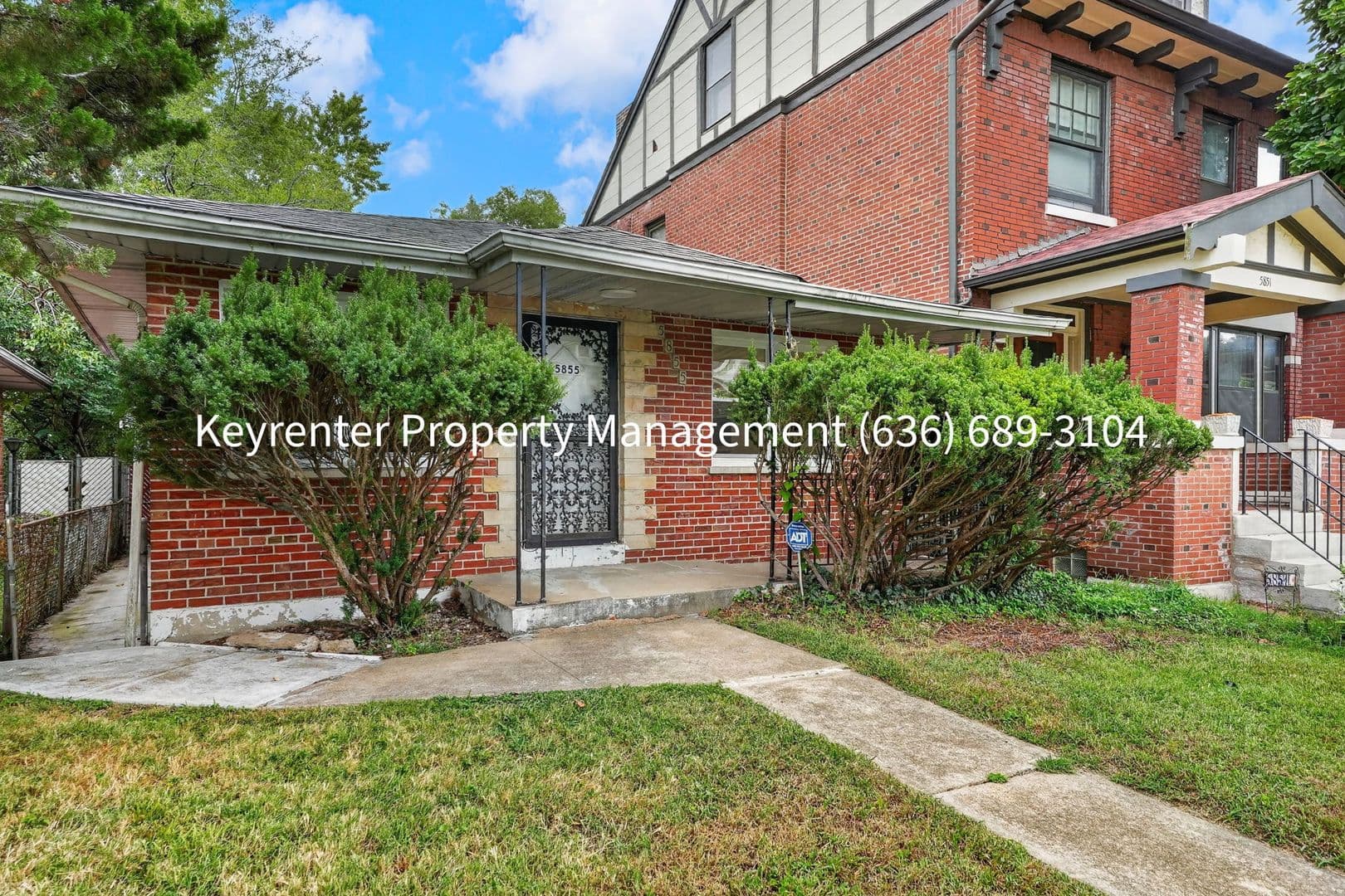 Saint Louis House: 5855 Pershing Ave