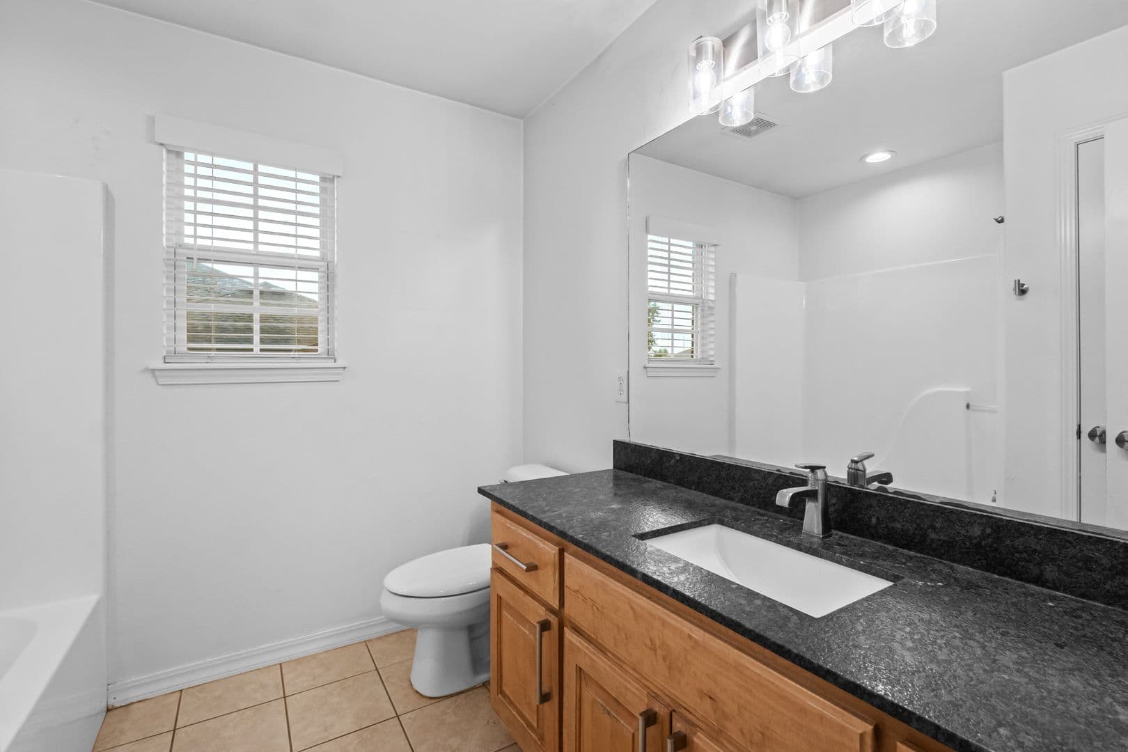 Bentonville House: 3703 Surrey Ave