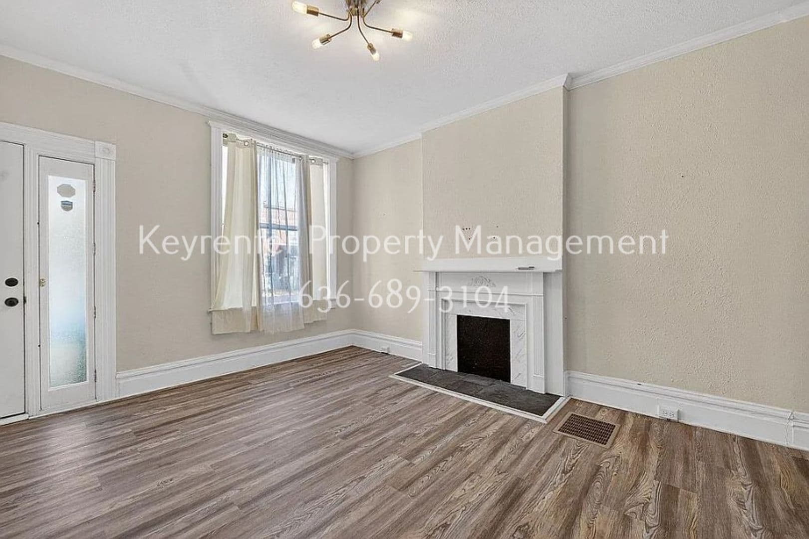 Saint Louis House: 2918 Sidney St