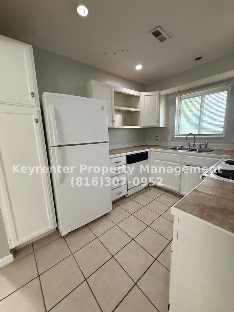 Kansas City House: 8022 Garfield Ave