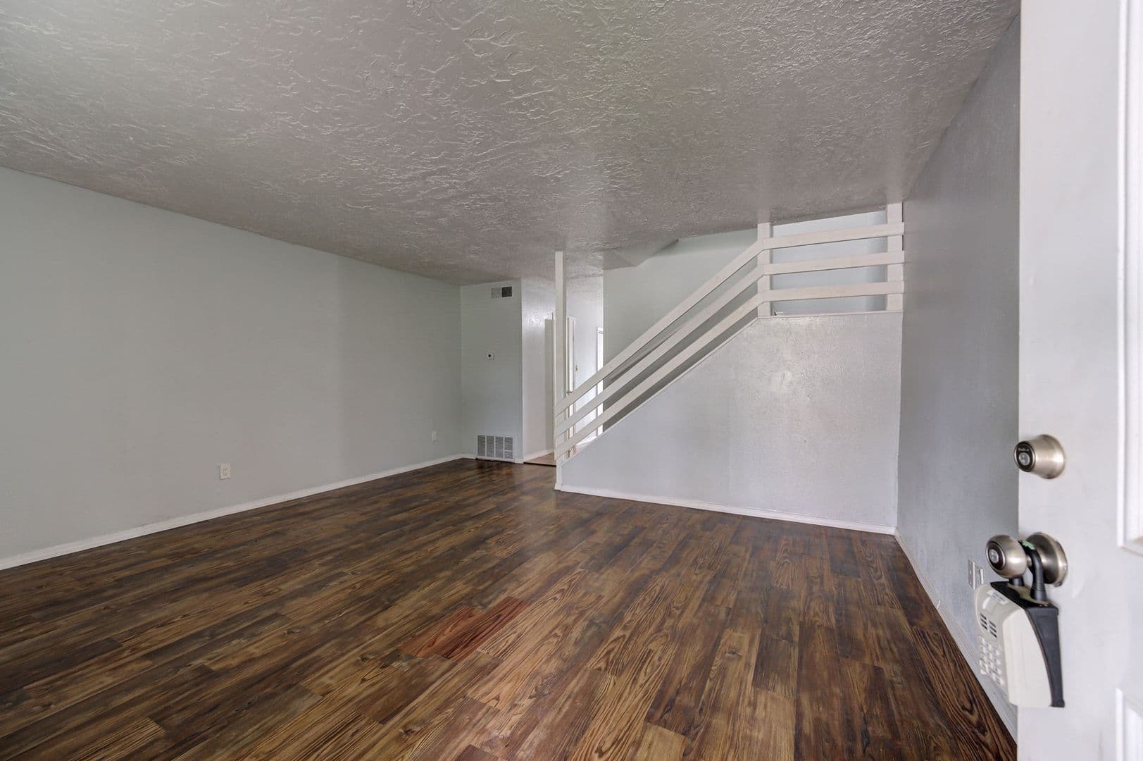 Norman Multiplex: 1709 Beaumont Dr
