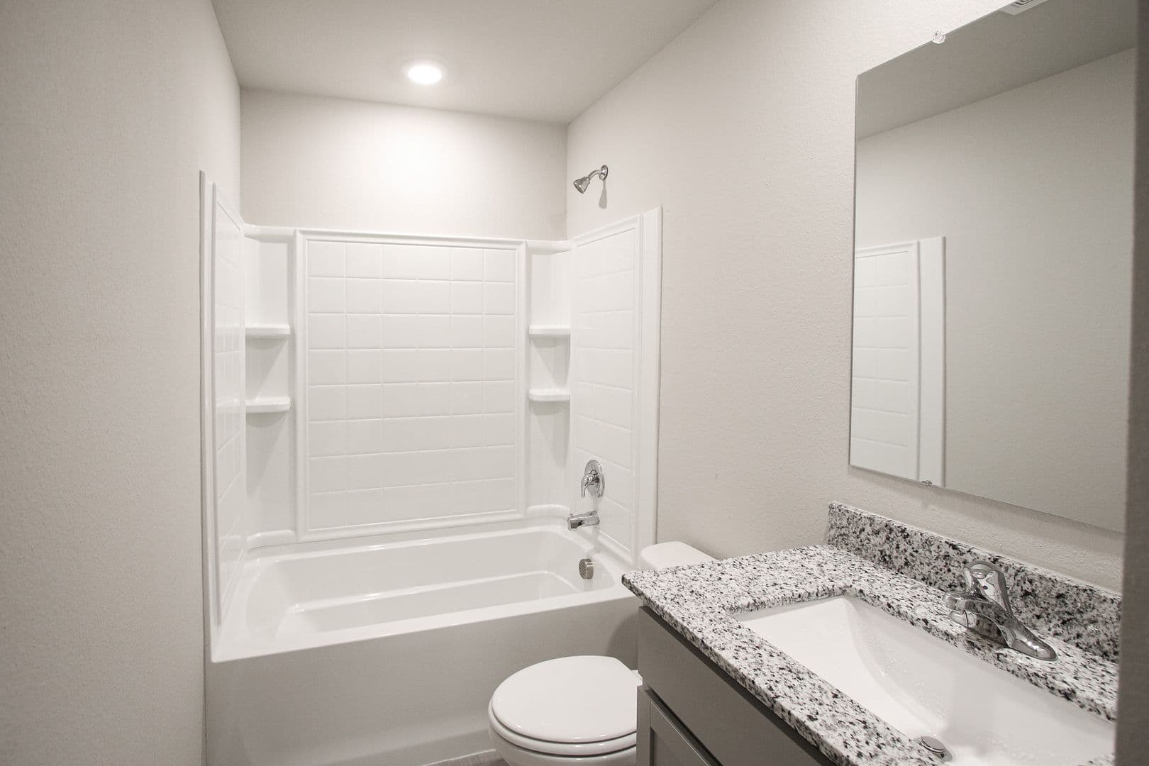 Gentry House: 606 Comanche Dr