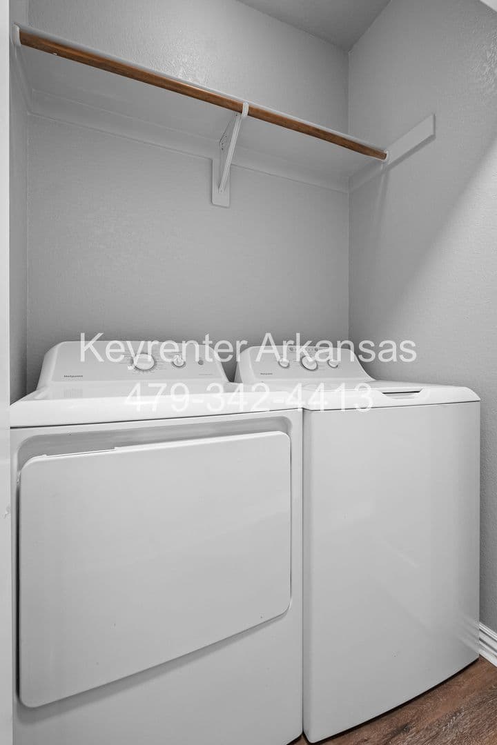 Fayetteville Apartment: 2627 N Miranda