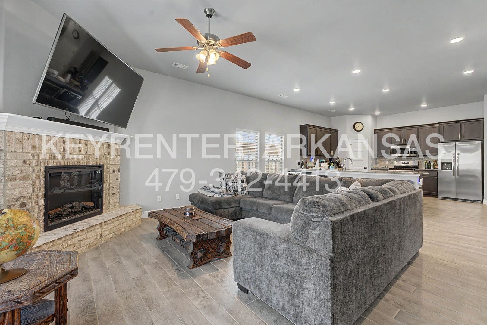 Bentonville House: 6009 NW Silas St