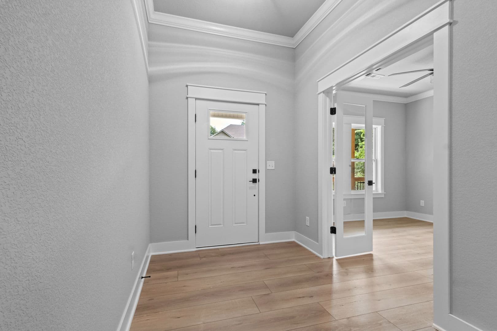 Bella Vista House: 14 Marionet Circle