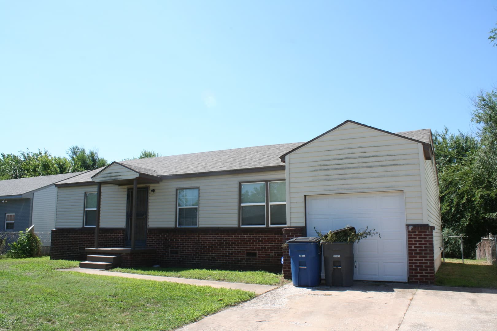 Tulsa House: 150 W 50th Pl N