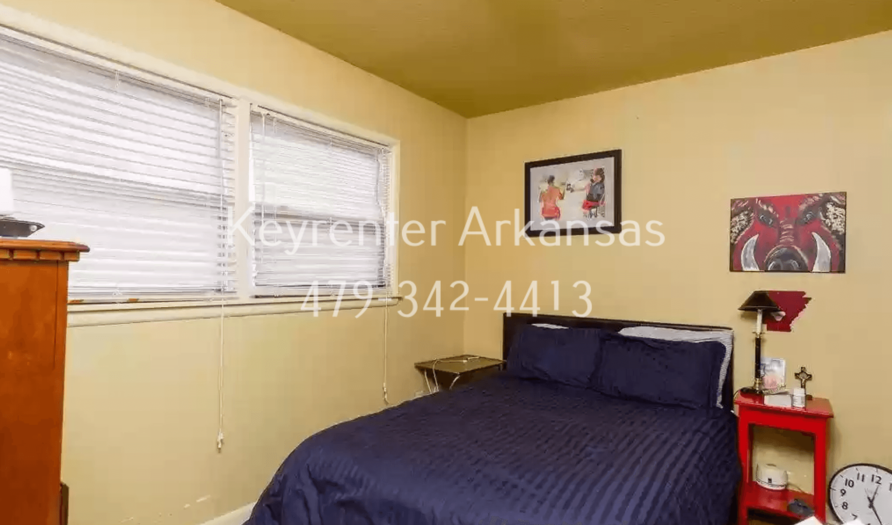 Fayetteville House: 1144 N Vista Pl