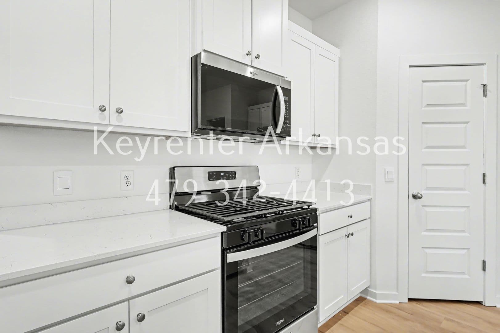 Farmington House: 526 Colorado St