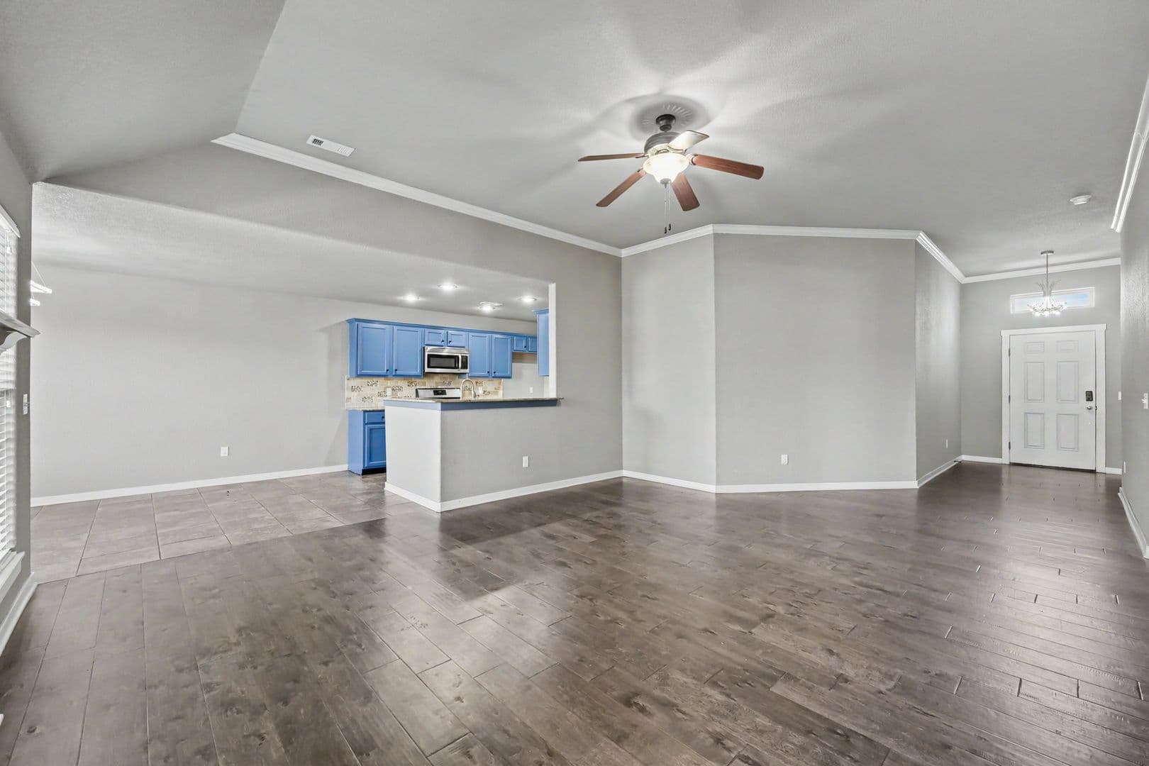 Springdale House: 3862 Kirkbridge Pl
