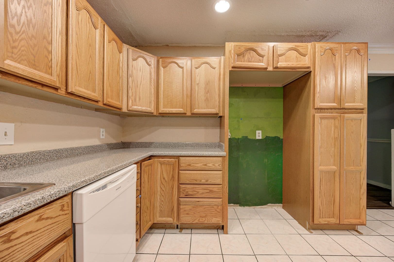 Oklahoma City House: 6004 NW 27th St
