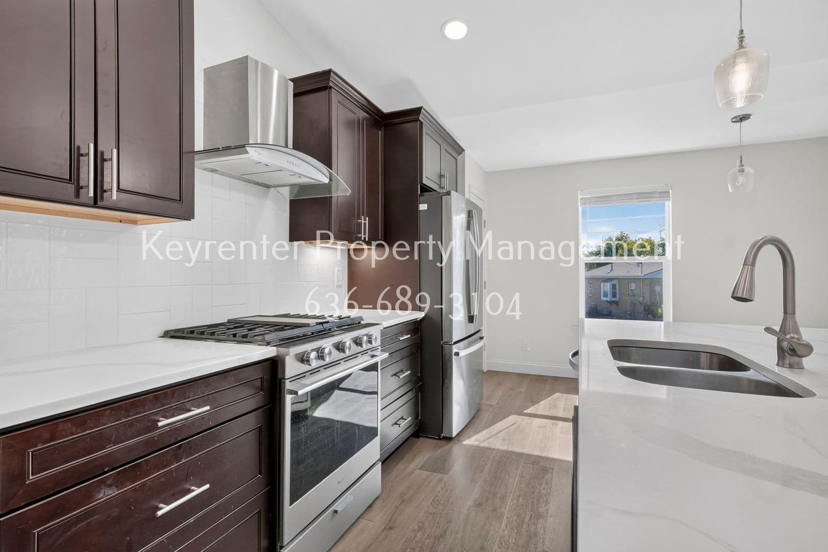 Hazelwood House: 926 Townhouse Ln