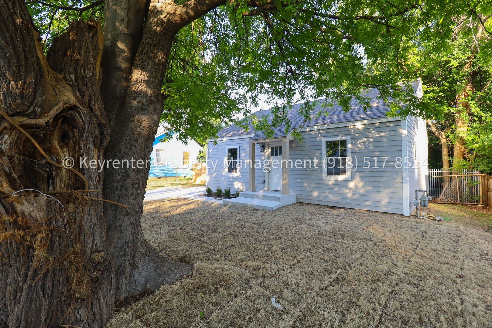 Tulsa House: 1421 N Columbia Ave