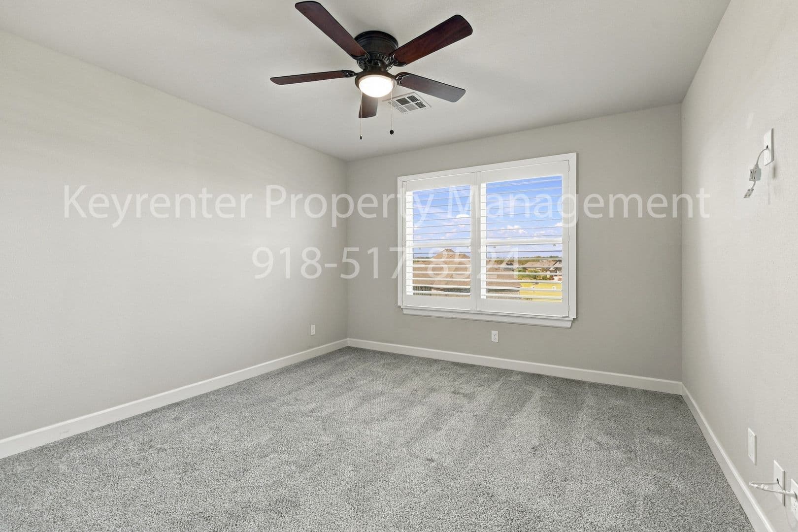 Owasso House: 8202 N 150th E Ave