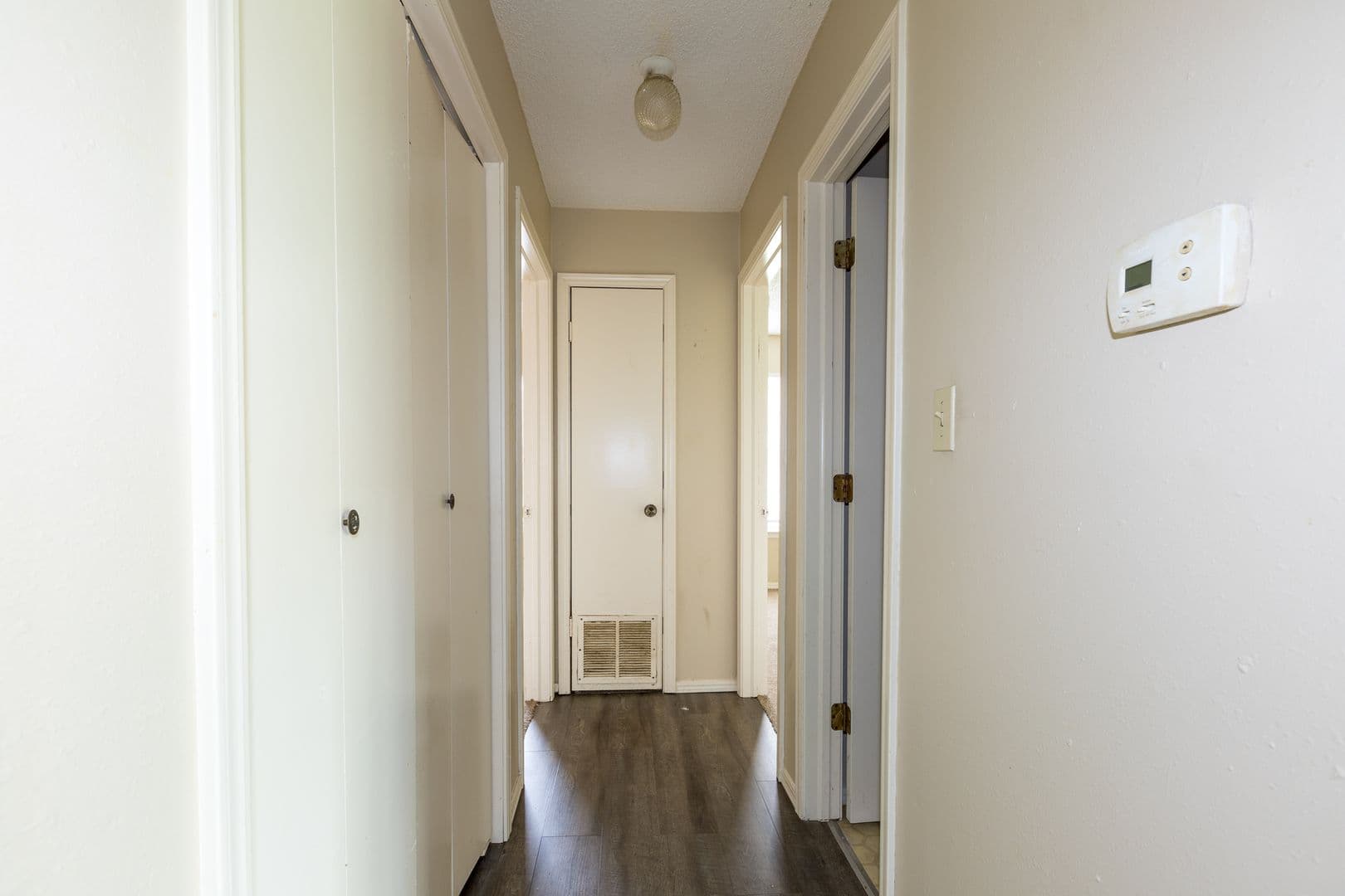 Claremore Apartment: 1421 W Lillian St
