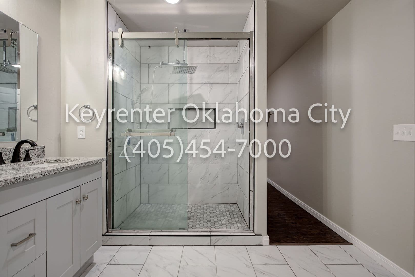 Oklahoma City House: 715 SE 18th St