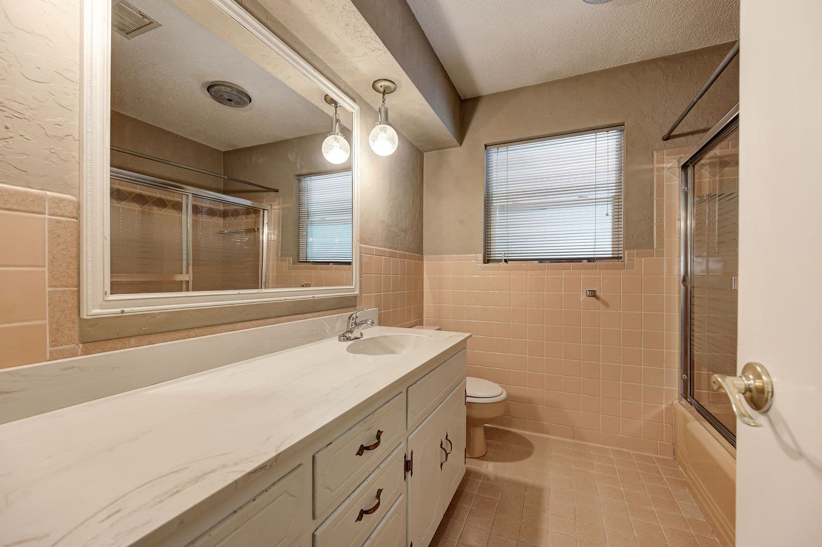 Oklahoma City House: 6004 NW 27th St