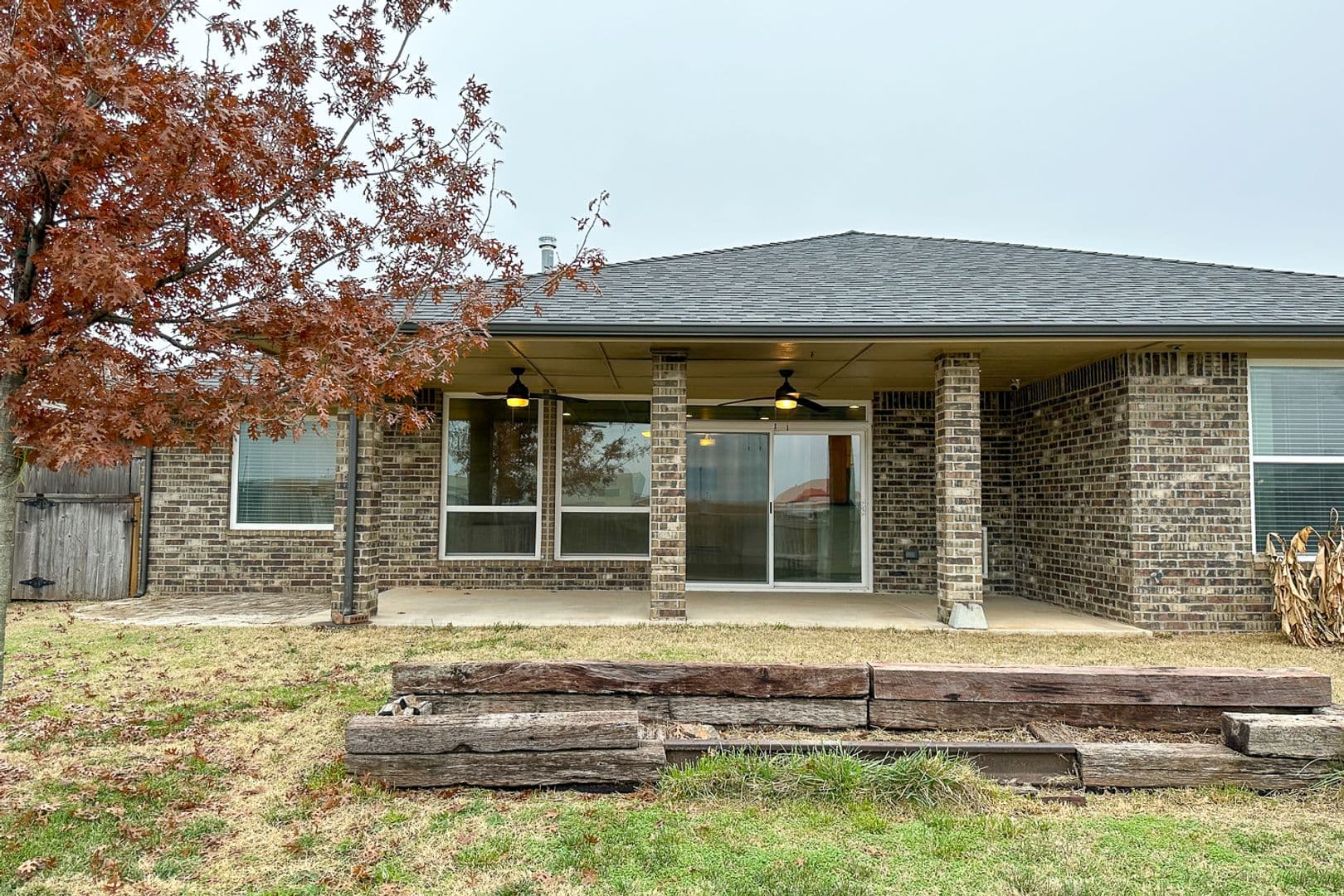Moore House: 1208 Penn Ln
