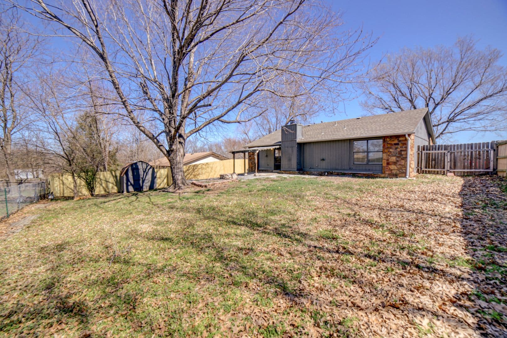 Glenpool House: 14628 S Xenophon Ave