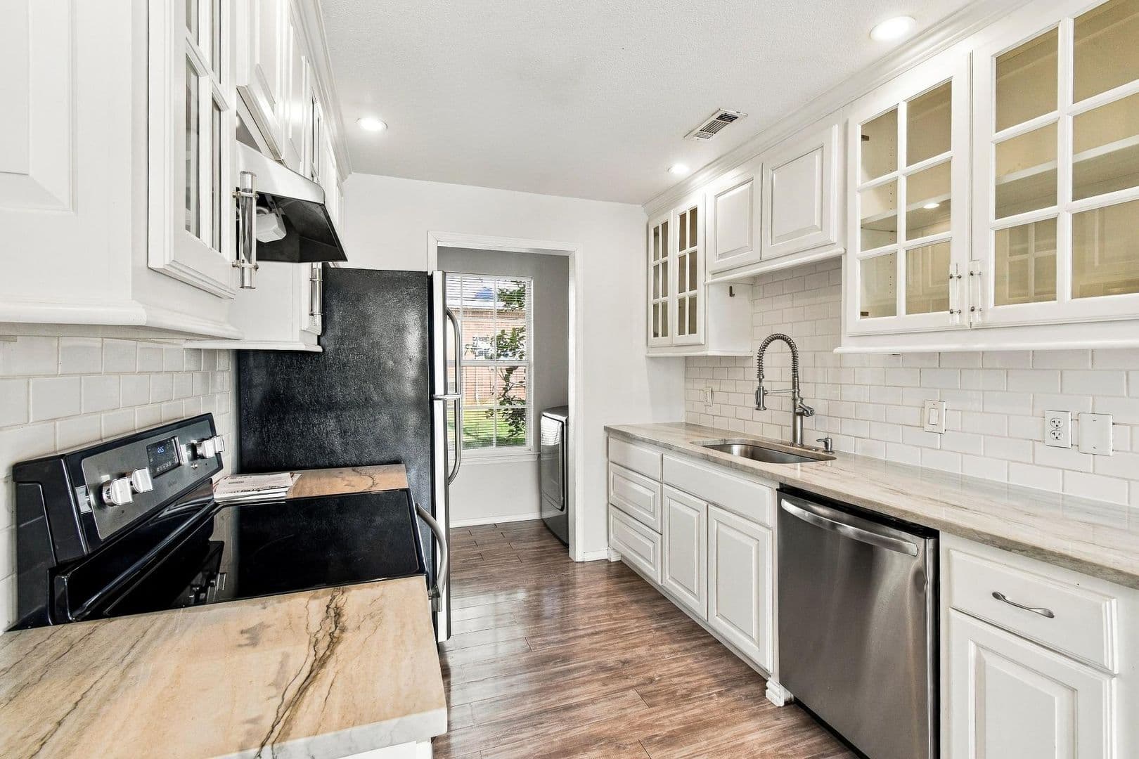 Fayetteville House: 1243 Oleander Lane