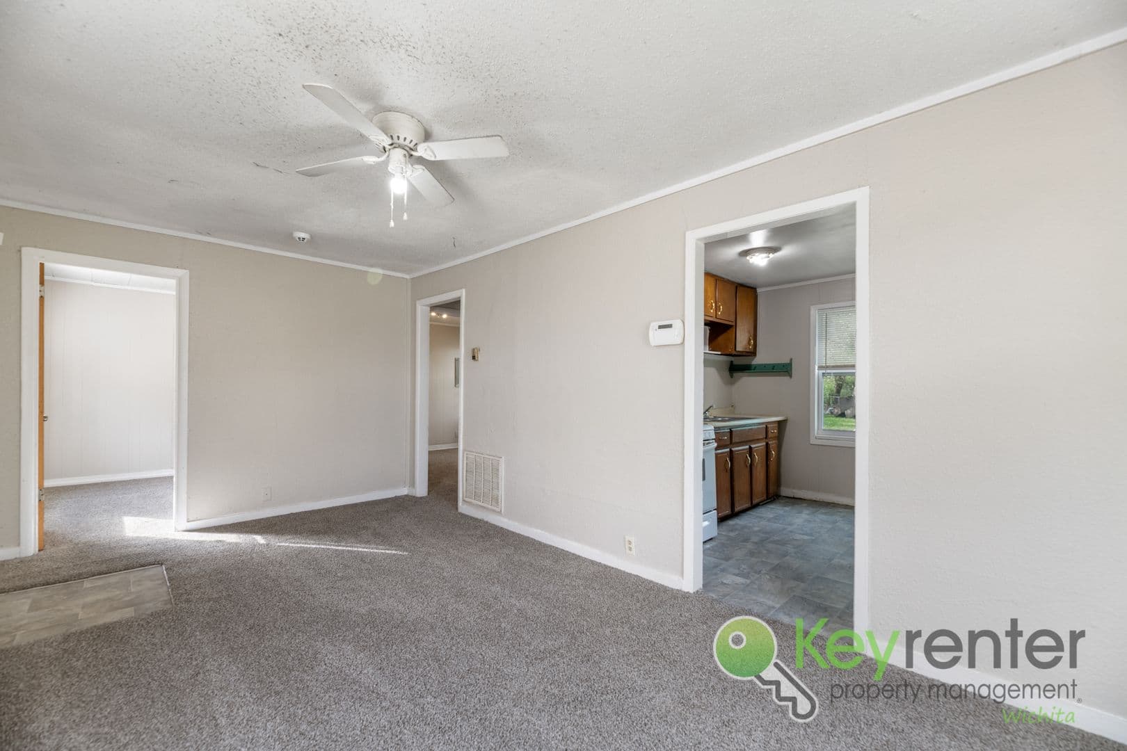 Wichita Apartment: 4301 E Whitney Ln