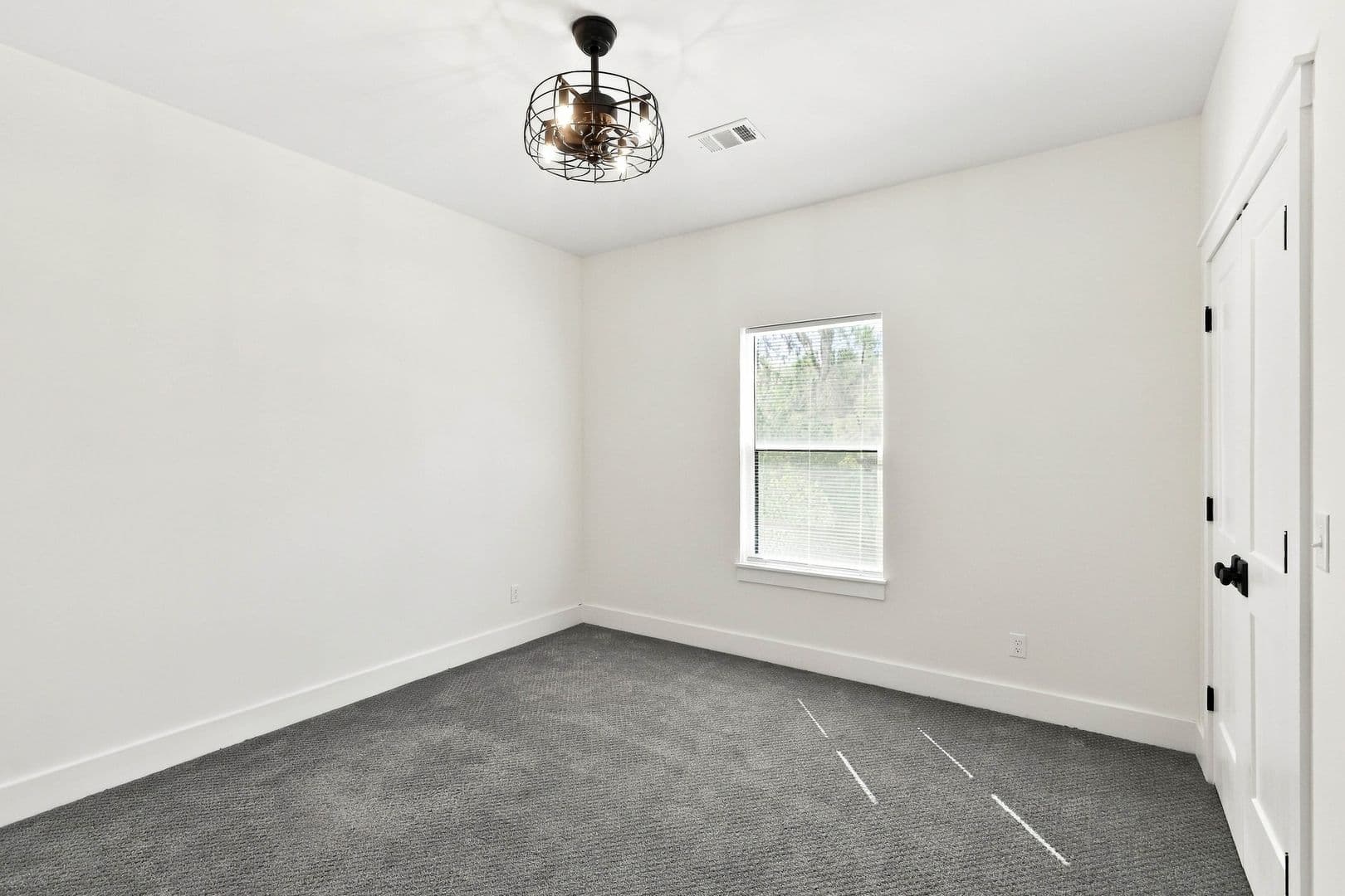 Fayetteville Apartment: 215 E Center St
