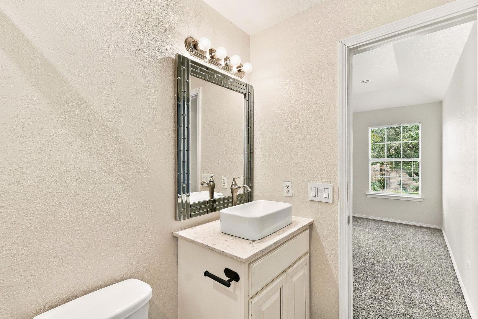 Fayetteville House: 1243 Oleander Lane