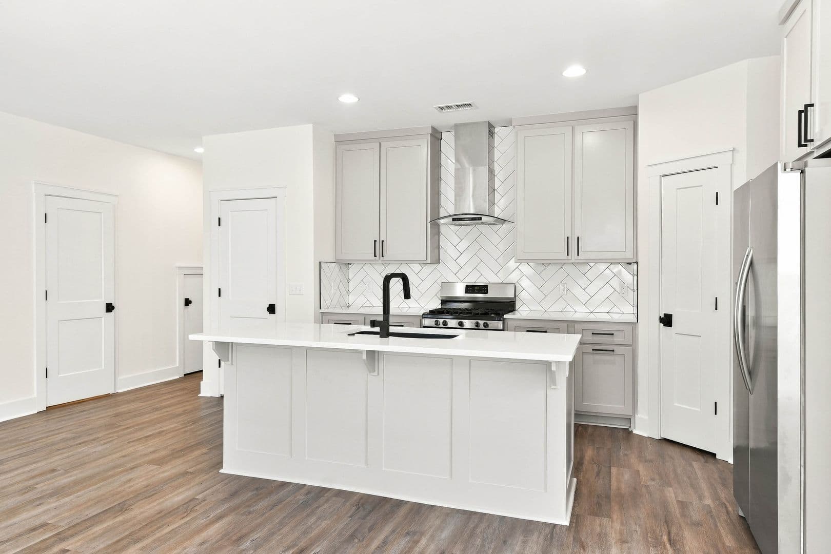 Fayetteville Apartment: 215 E Center St