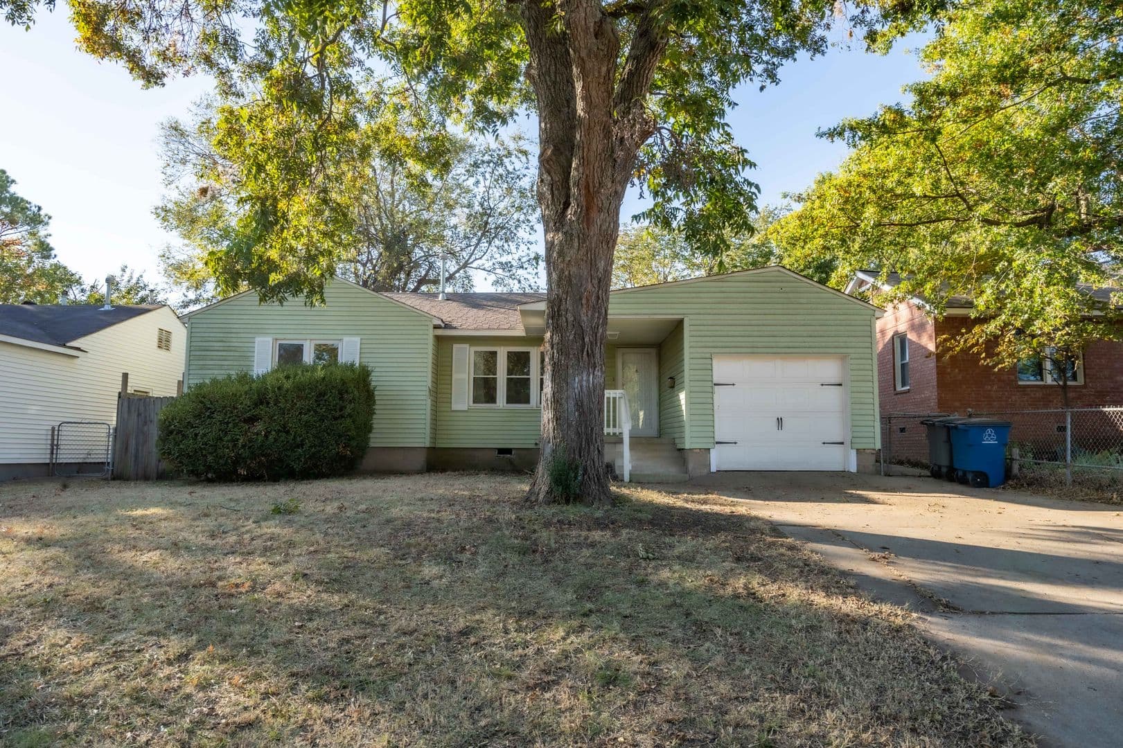 Tulsa House: 3710 W 44th St