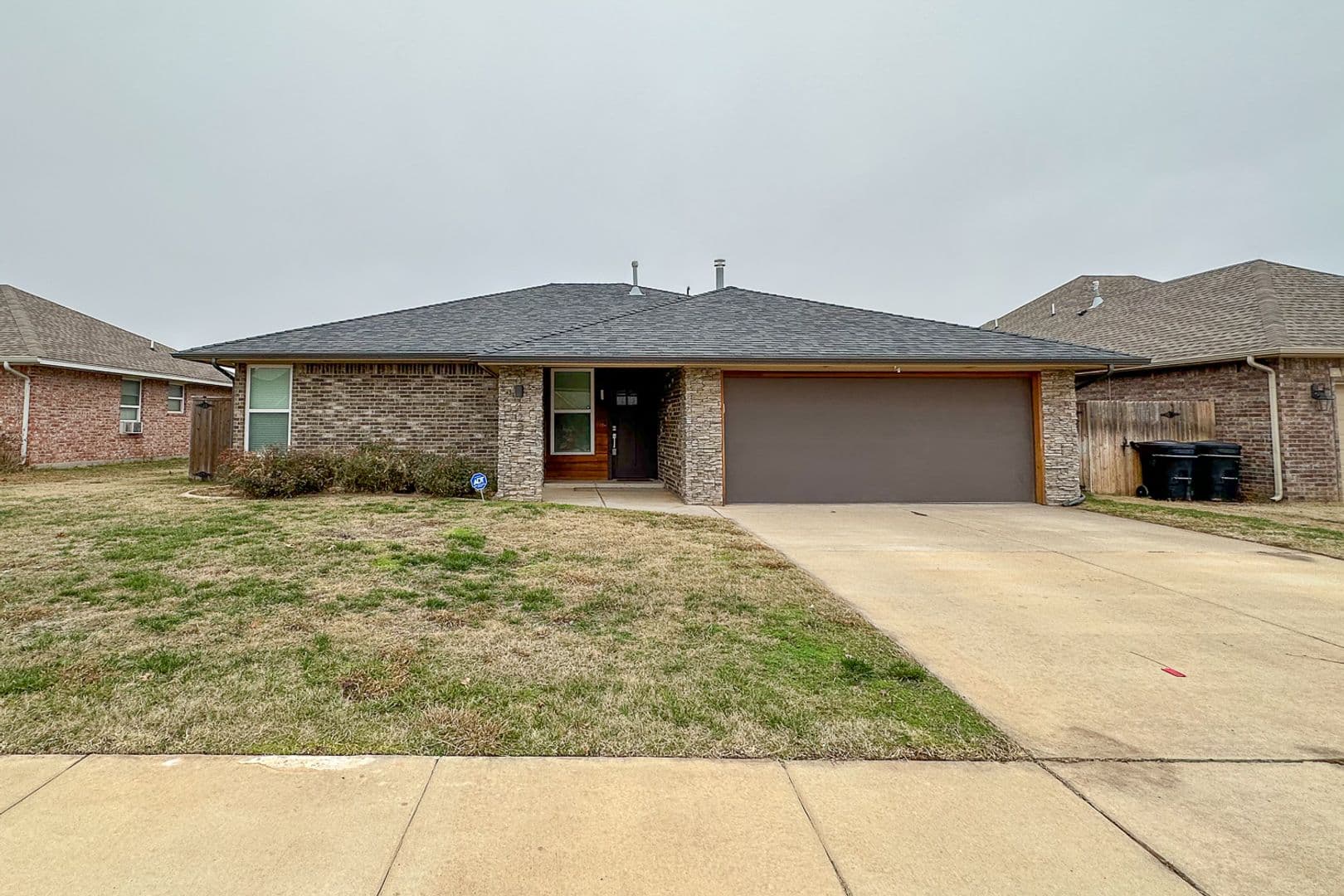 Moore House: 1208 Penn Ln