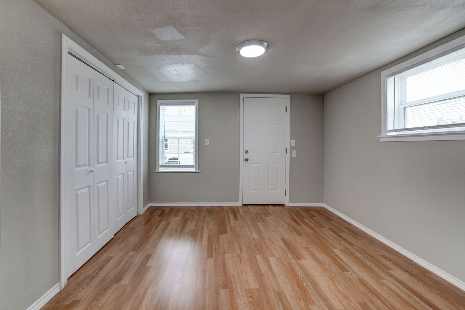 Tulsa Apartment: 702 S Trenton Ave