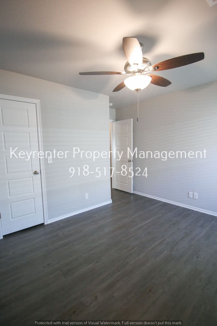 Sand Springs House: 5309 S Nassau Ave
