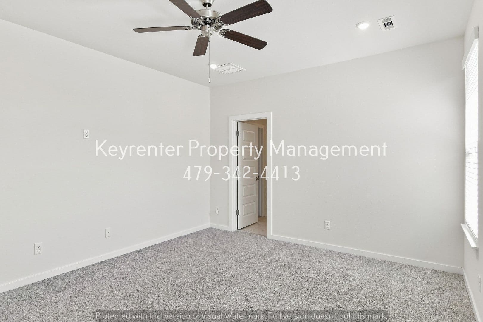 Fayetteville House: 4802 W Planetree St