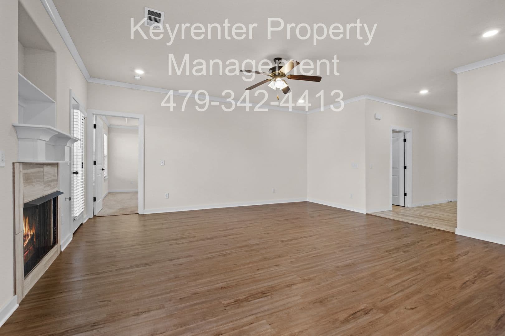 Fayetteville House: 4532 W Newton Ave