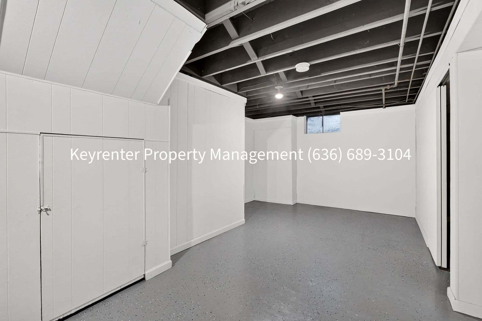 Saint Louis House: 5855 Pershing Ave