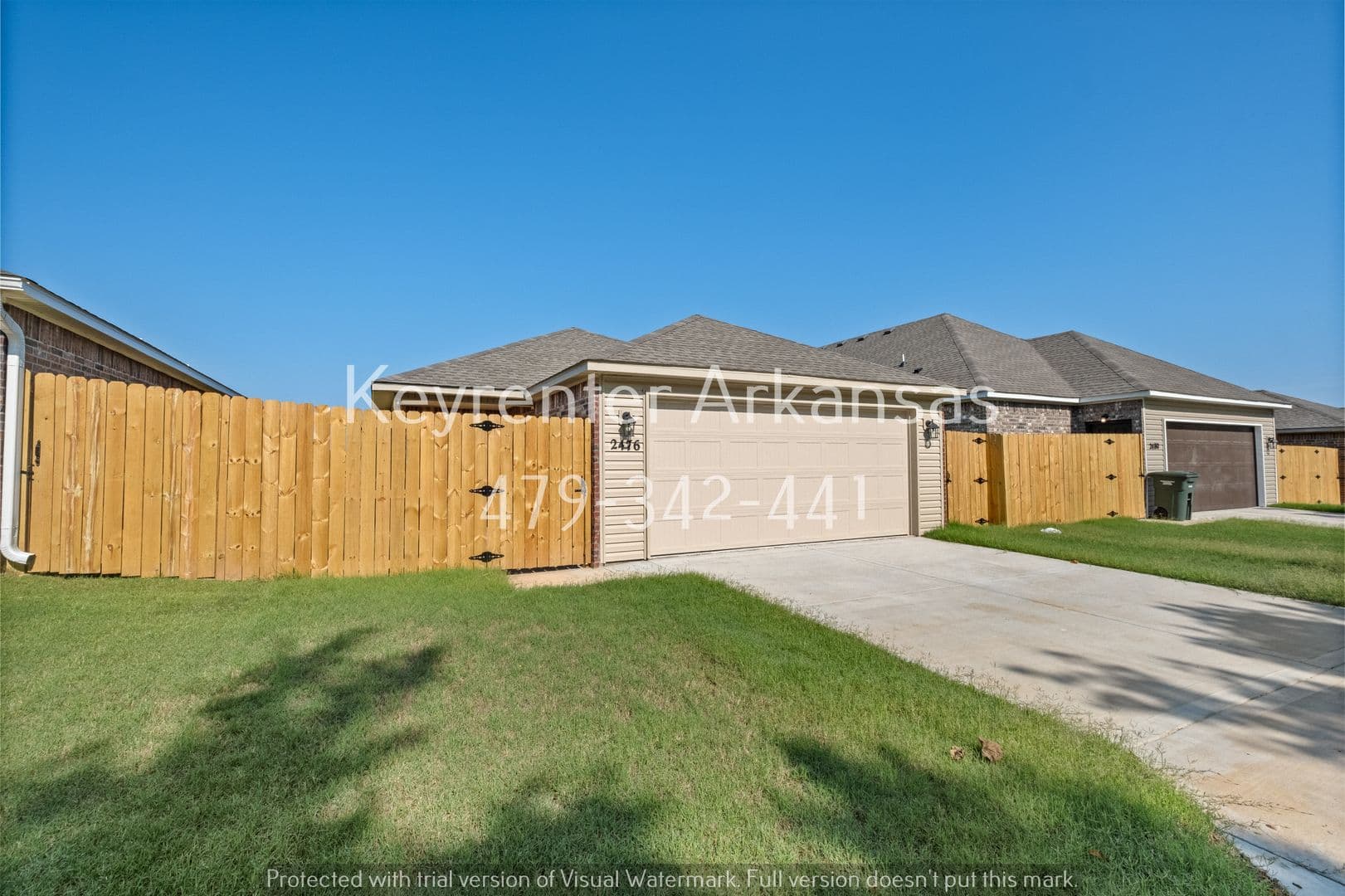 Fayetteville House: 2476 N Raven Ln