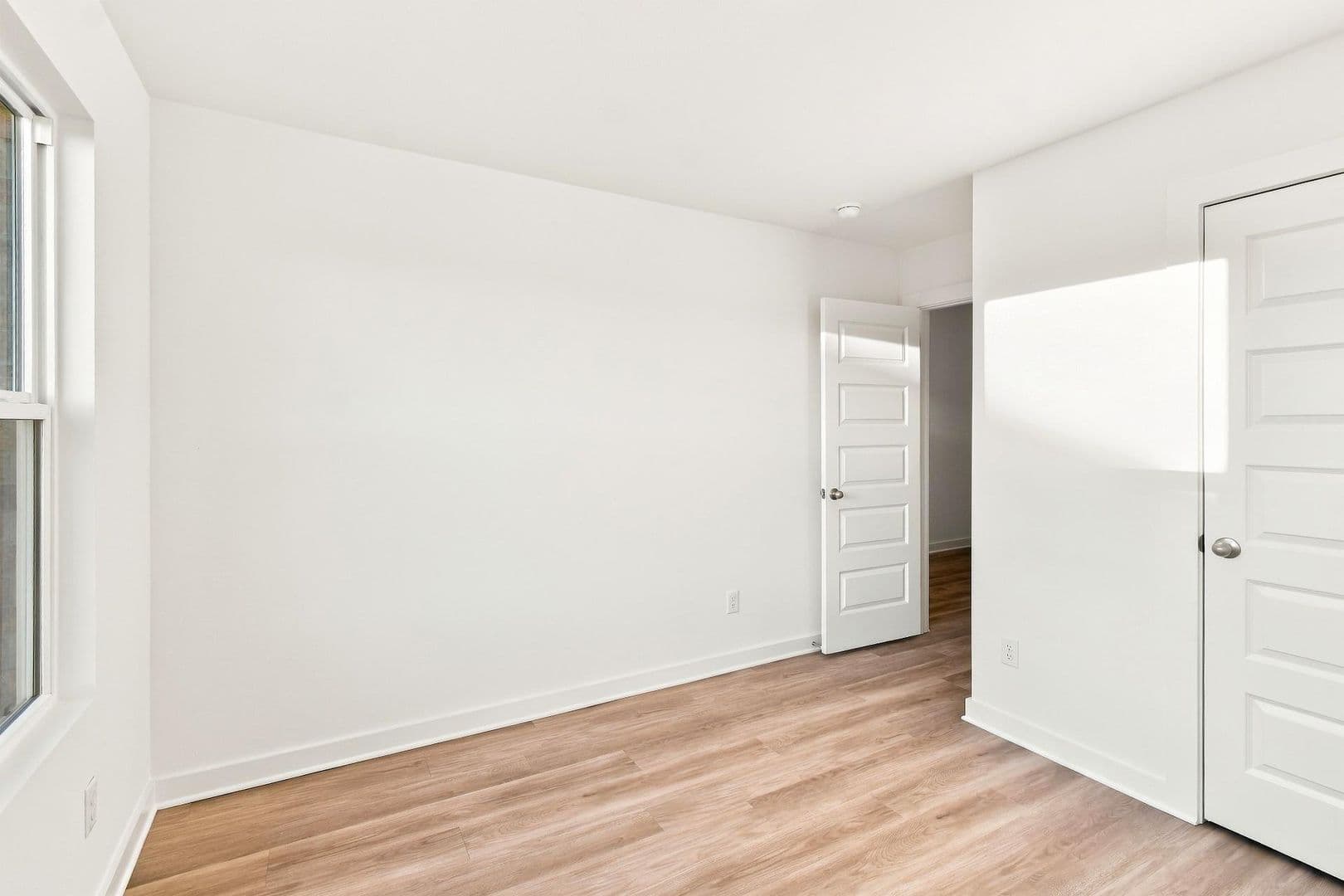 Fayetteville House: 4560 W Triangle St