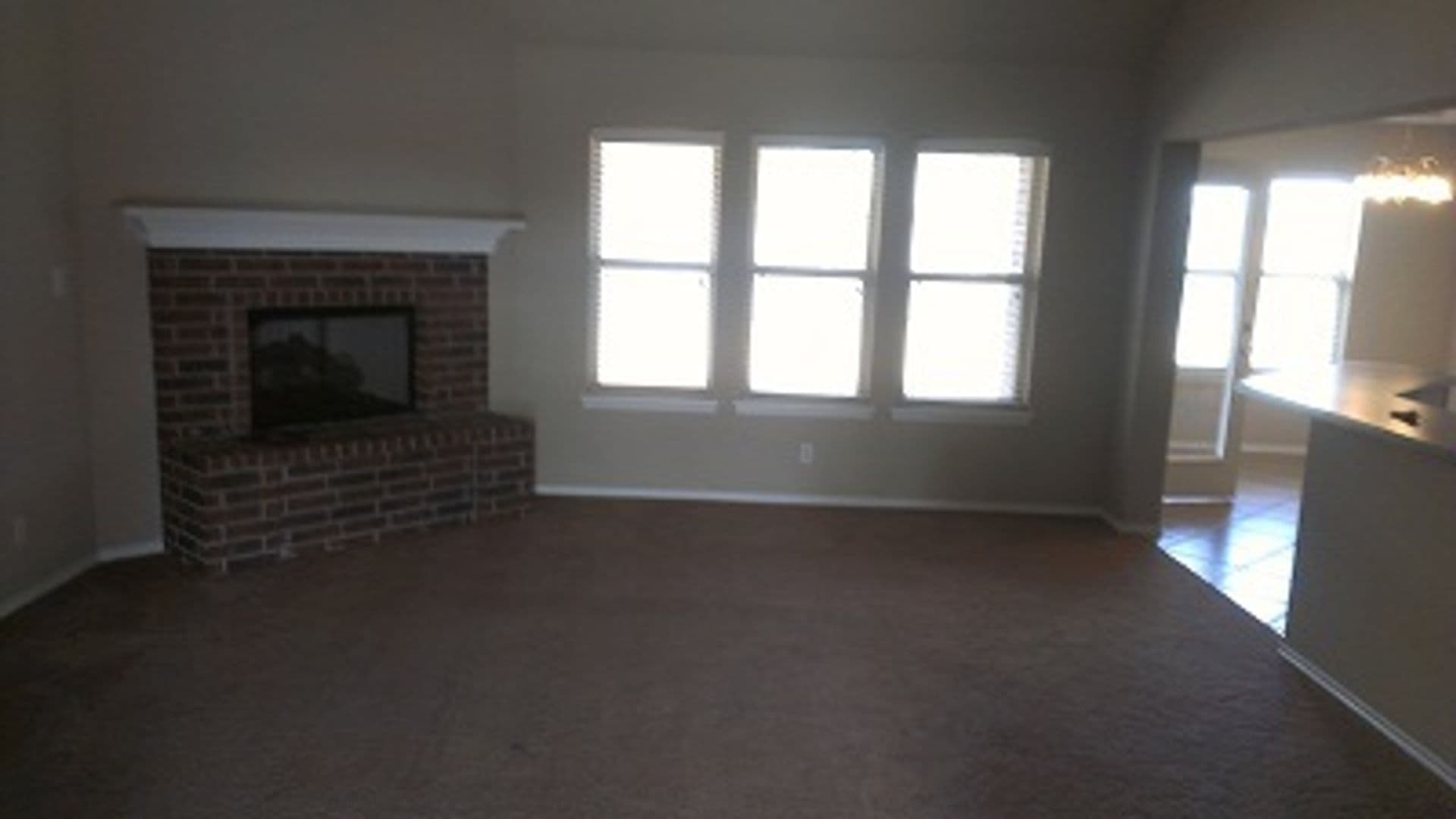 Jenks House: 2005 W 119th St S
